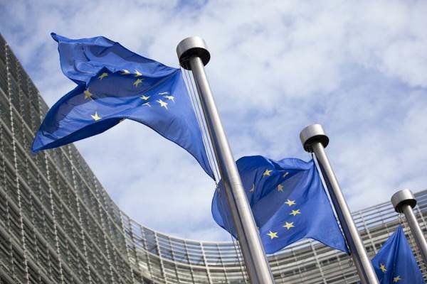 کمیسیون اروپا خواهان تعلیق کمک های اقتصادی به اسپانیا و پرتغال شد