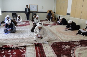 برگزاری آزمون دوره آموزشی «مسجد طراز اسلامی»در شهرستان کوهدشت