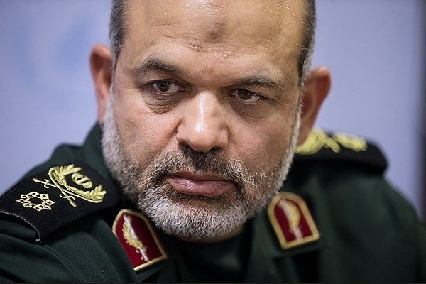 سردار وحیدی افرادی که درک درستی از امور ندارند نباید مسئولیت ها را قبول کنند