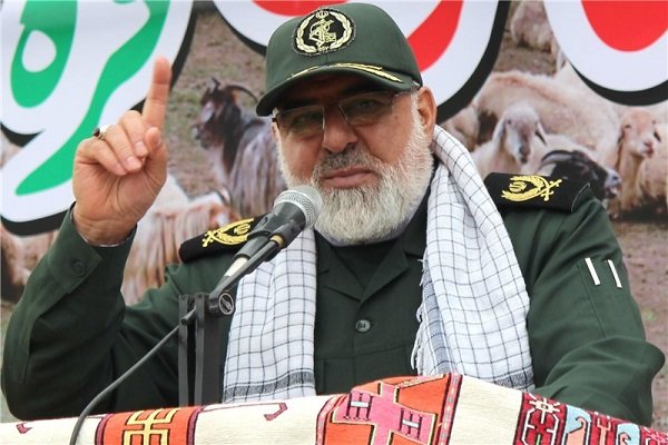  معاون اجرایی سازمان بسیج در گفتگو با مهر آمریکا با «معامله قرن» راه به جایی نخواهد برد