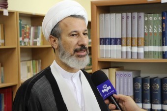 روز قدس نماد صفبندی حق در مقابل باطل است