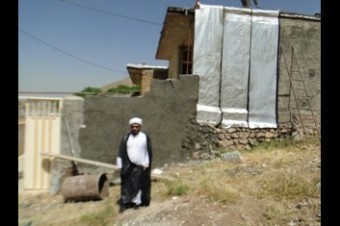  بازدید سرپرست اداره تبلیغات اسلامی شهرستان سلسله از روند رفع نواقص خانه عالم روستای علی آباد جوانمرد سلسله 